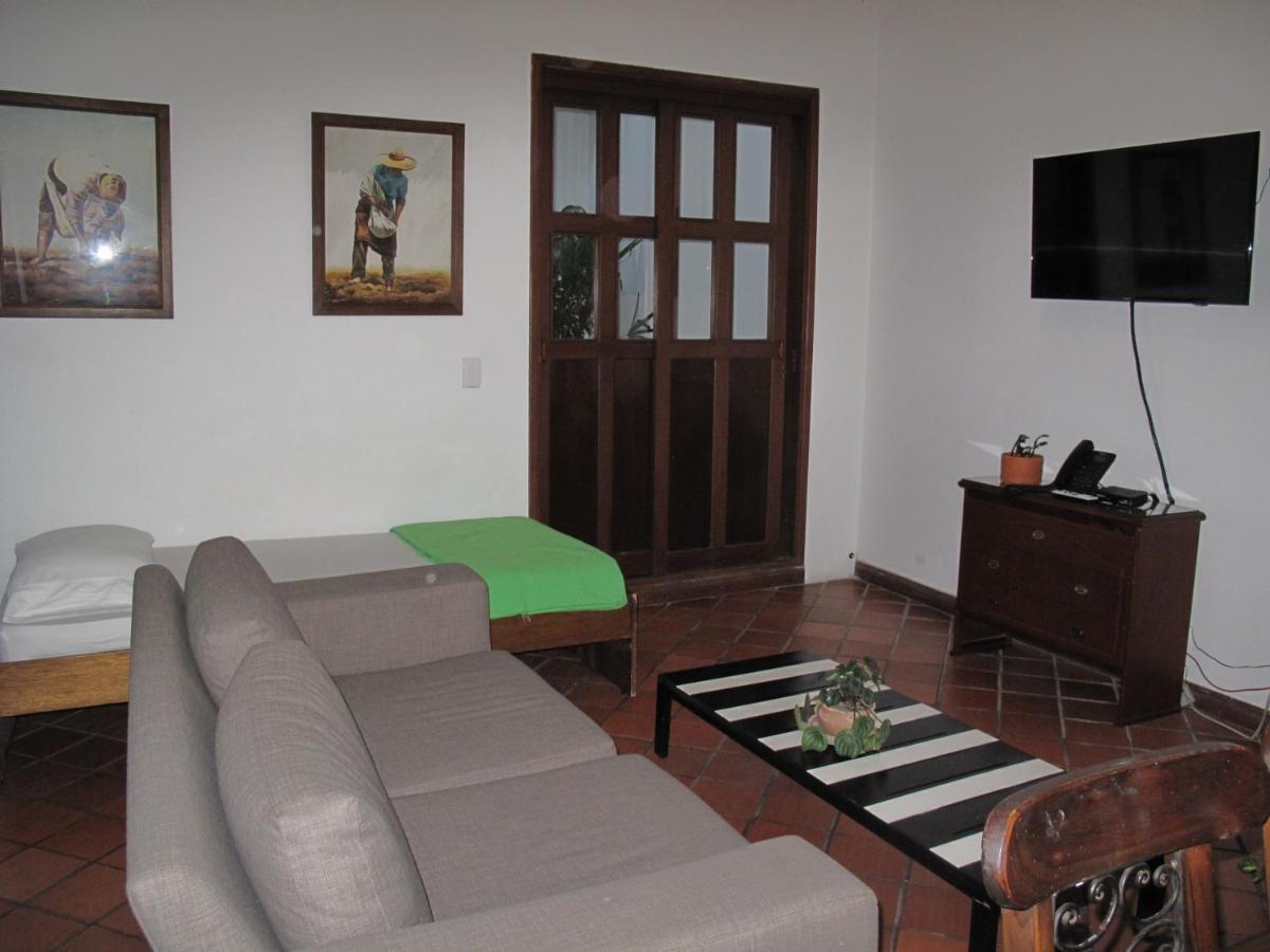 Hotel Colina De San Antonio กาลี ภายนอก รูปภาพ